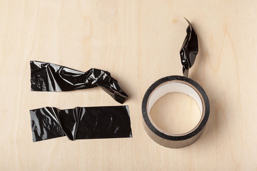 abrir-candado-sin-llave-cinta-adhesiva